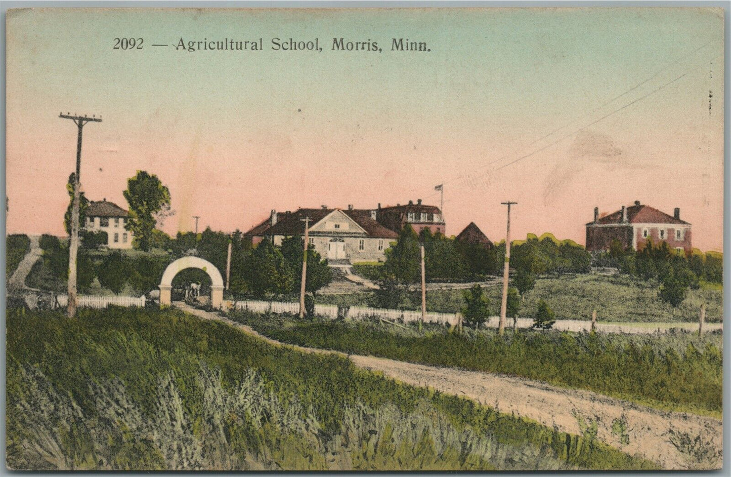 MORRIS MN AGRICULTURAL SCHOOL ANTIQUE POSTCARD