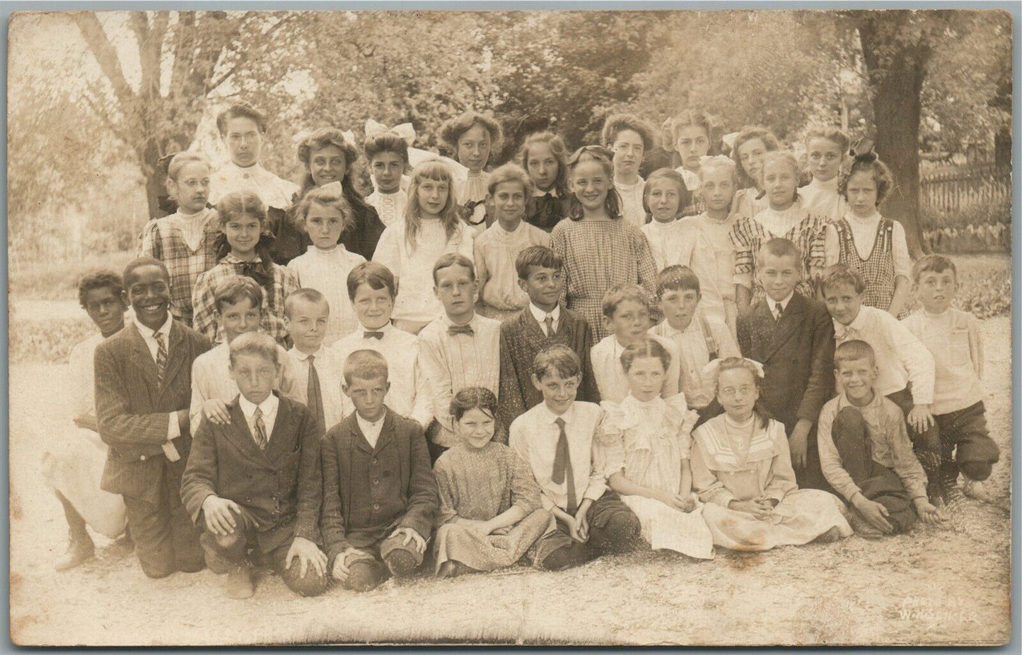 PENNSYLVANIA SCHOOL KIDS GROUP ANTIQUE REAL PHOTO POSTCARD RPPC