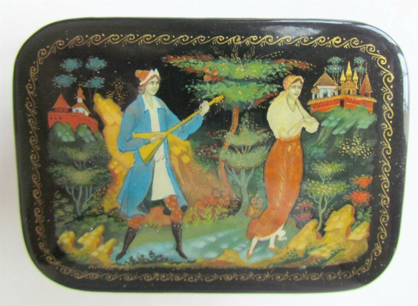 RUSSIAN PALEKH LACQUER BOX 1992 SIGNED BEAUTIFUL QUALITY