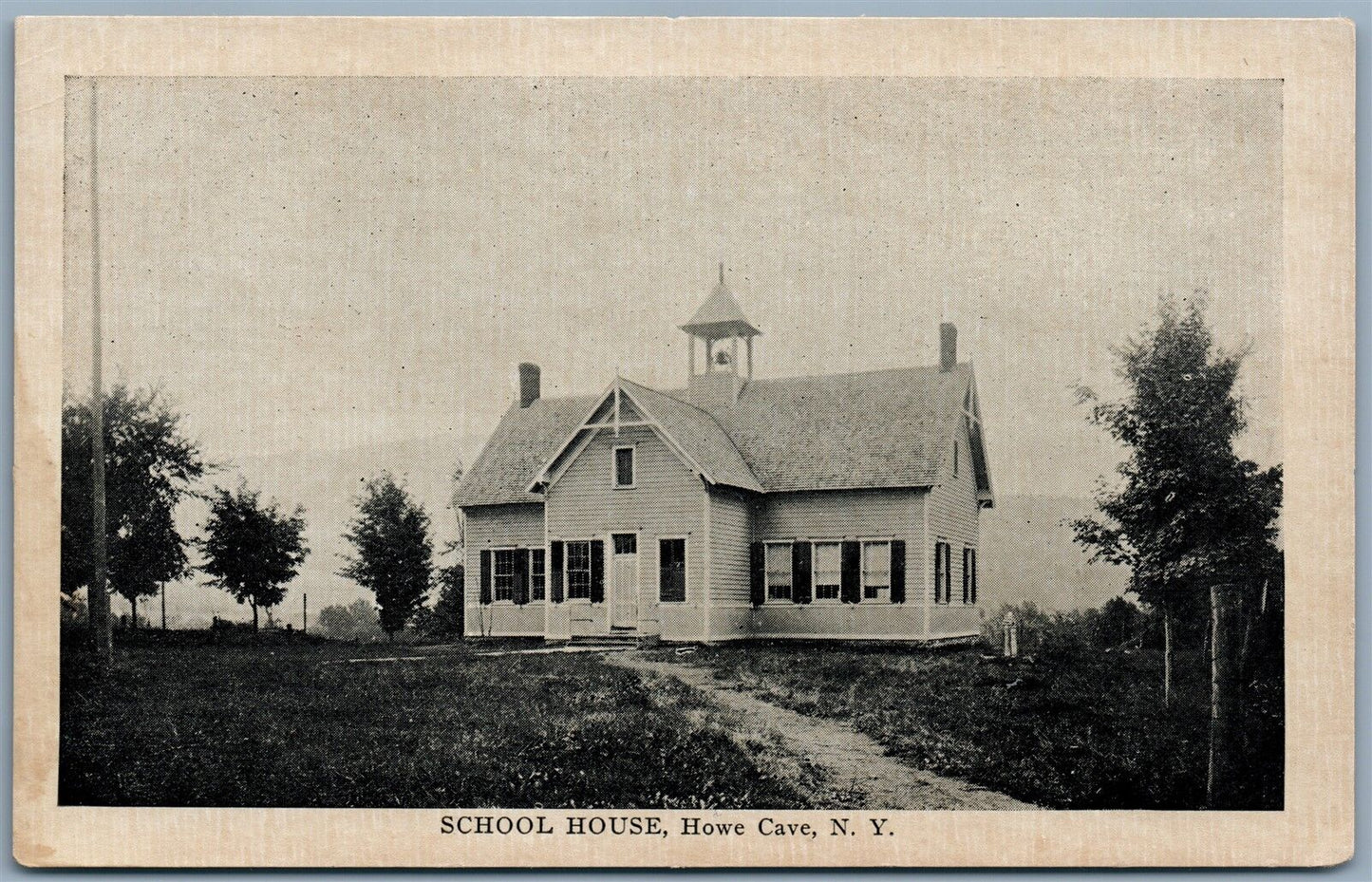 HOWE CAVE NY SCHOOL HOUSE ANTIQUE POSTCARD