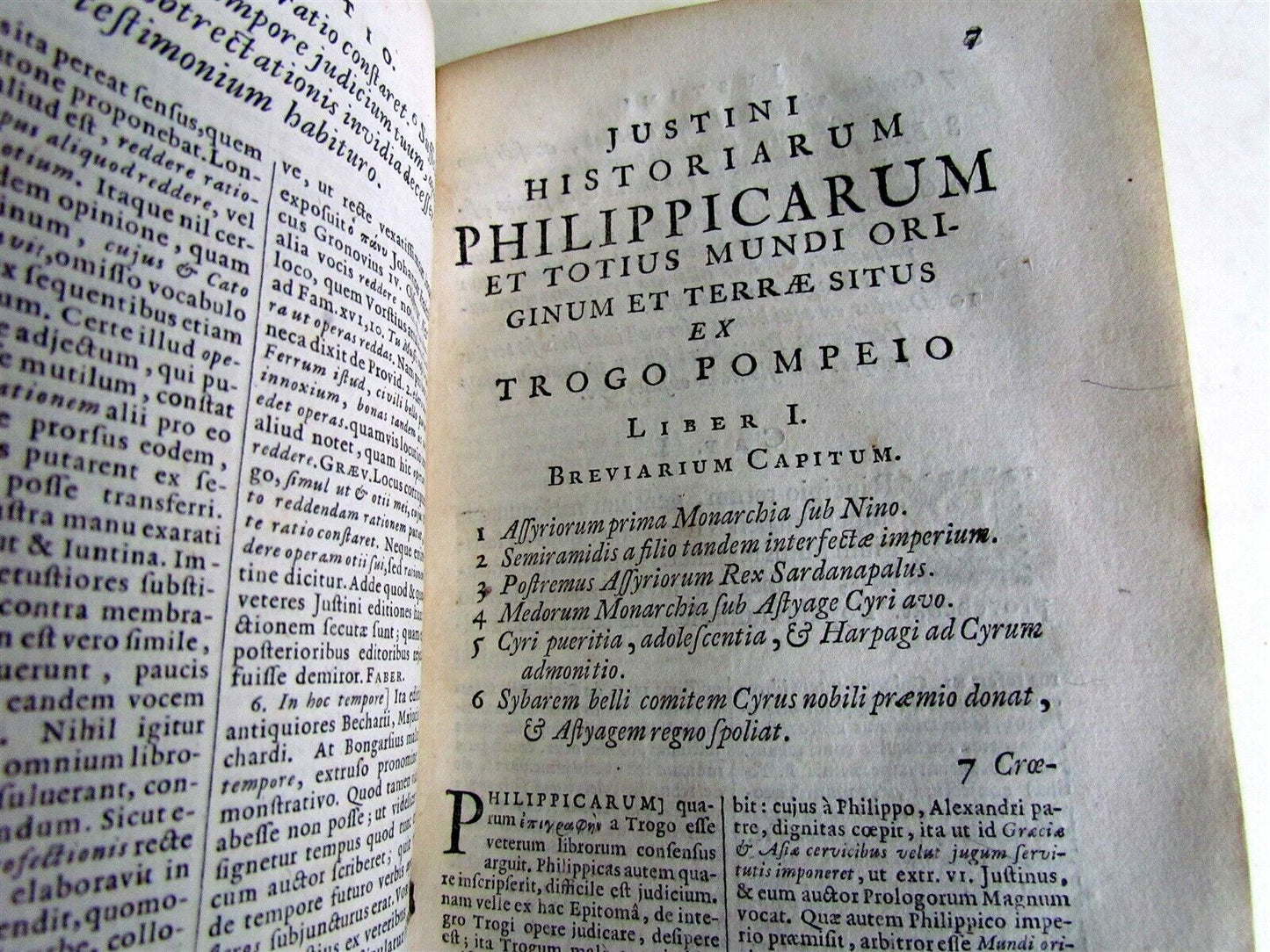 1719 Historae Philippiae antique by JUSTIN MACEDONIA KINGS HISTORY VELLUM BOUND