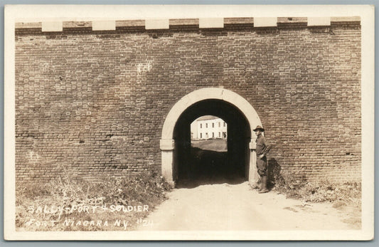 OLD FORT NIAGARA NY SALLY PORT & SOLDIER VINTAGE REAL PHOTO POSTCARD RPPC