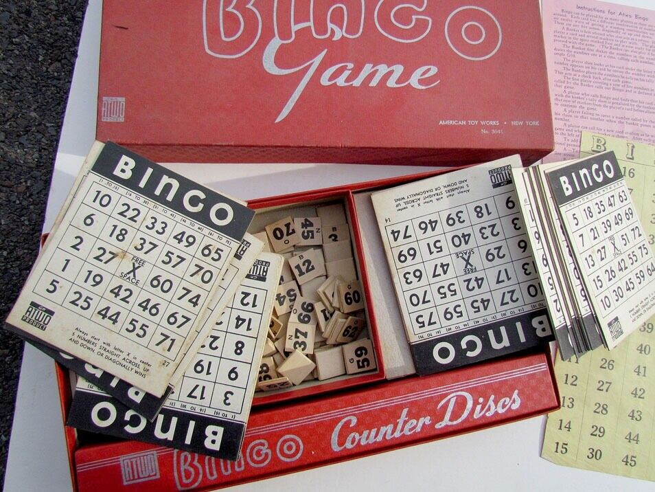 VINTAGE 1930s-40s BINGO GAME by AMERICAN TOY WORKS