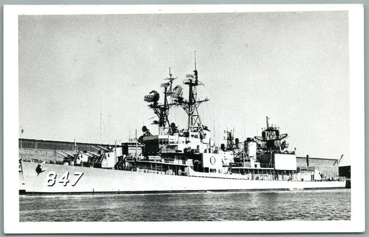 MILITARY SHIP US.S. ROBERT L. WILSON VINTAGE REAL PHOTO POSTCARD RPPC