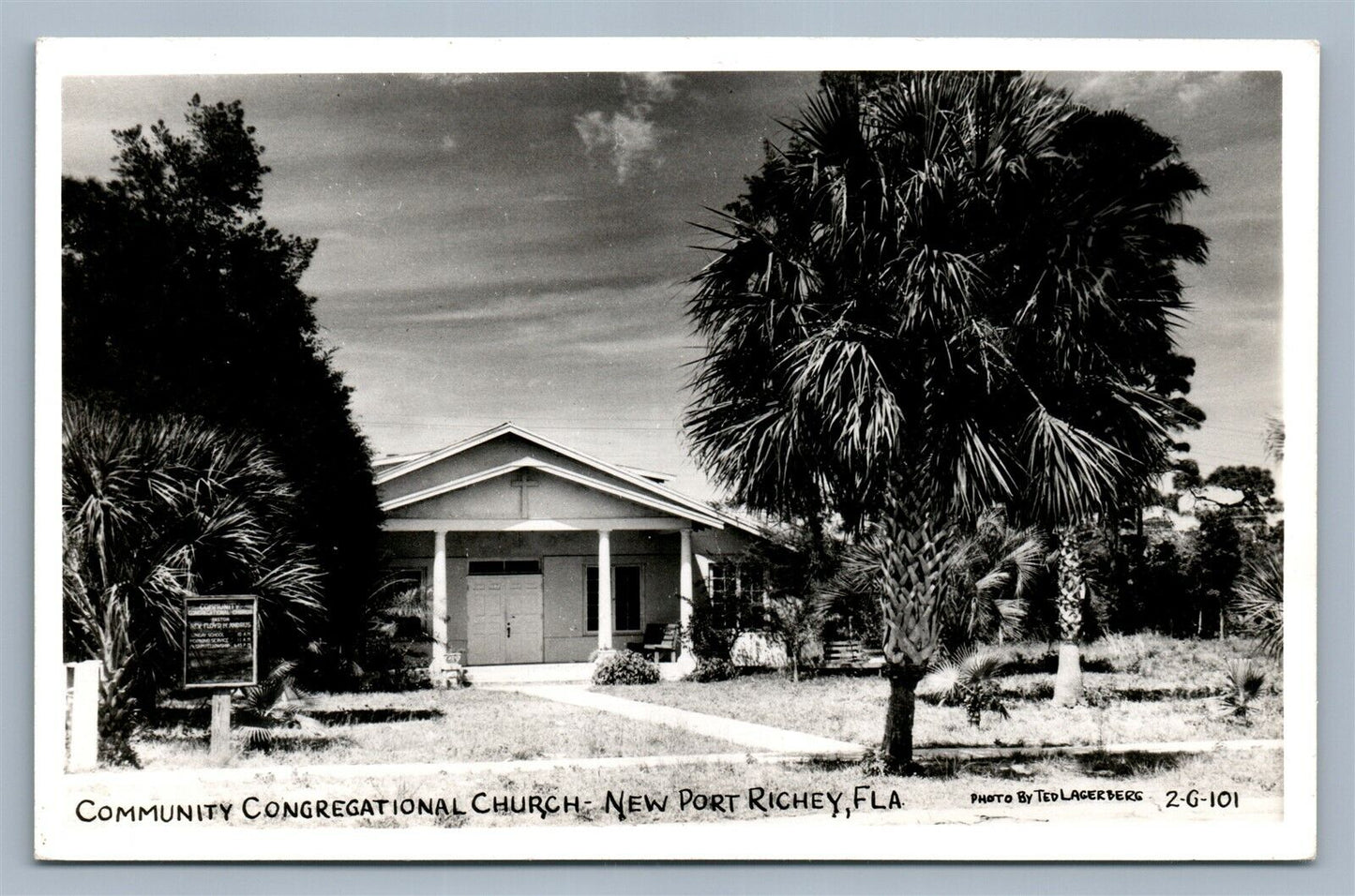 NEW PORT RICHEY FL COMMUNITY CONG. CHURCH VINTAGE REAL PHOTO POSTCARD RPPC