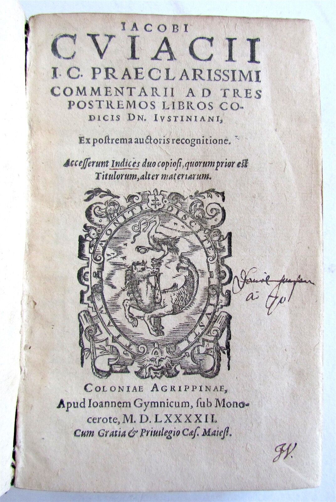 1592 LAW BOOK PRAECLARISSIMI COMMENTARII antique Jacques Cujas in LATIN vellum