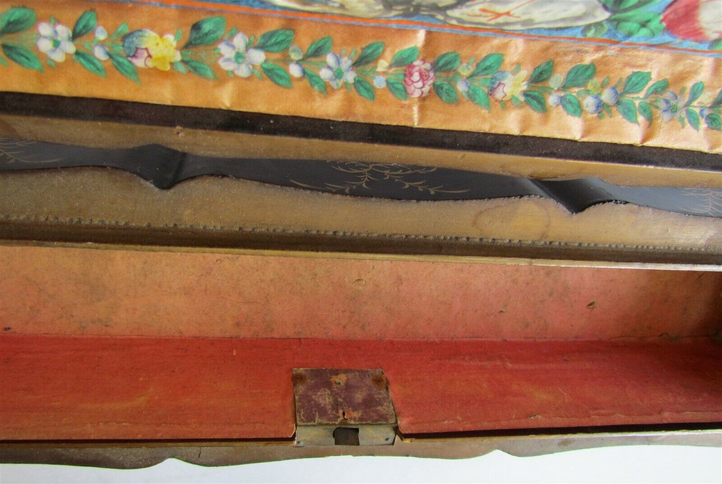 CHINESE or JAPANESE ANTIQUE ORIENTAL ASIAN LACQUER BOX w/ LOCK asian