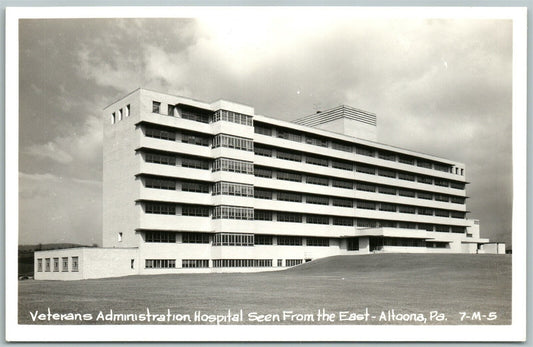 ALTOONA PA VETERAN'S ADMINISTRATION HOSPITAL VINTAGE REAL PHOTO POSTCARD RPPC