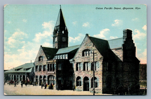 CHEYENNE WYO RAILROAD STATION ANTIQUE POSTCARD RAILWAY DEPOT