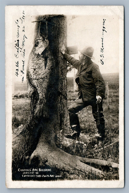 FISHERMAN w/ HUGE FISH FISHING 1910 ANTIQUE REAL PHOTO POSTCARD RPPC