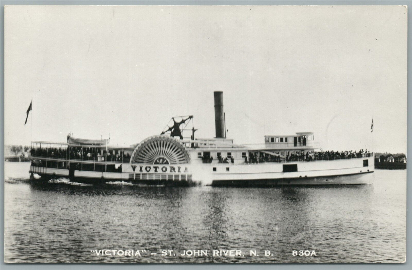 STEAMBOAT VICTORIA St JOHN RIVER CANADA VINTAGE REAL PHOTO POSTCARD RPPC