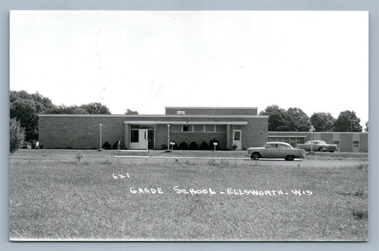 ELLSWORTH WI GRADE SCHOOL VINTAGE REAL PHOTO POSTCARD RPPC