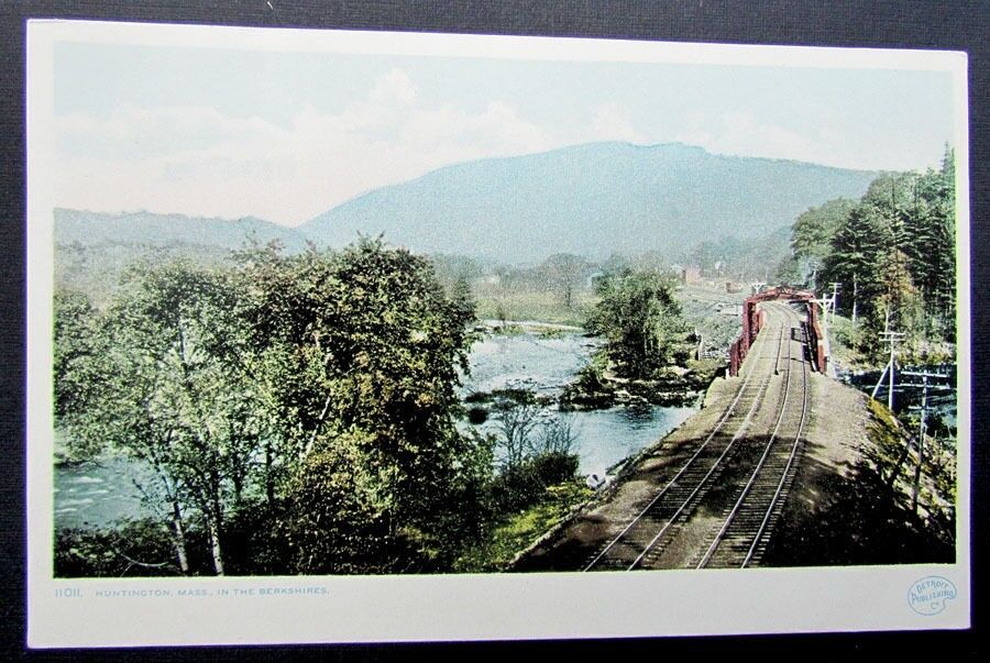 VINTAGE POSTCARD - HUNTINGTON MASSACHUSETTS train railroad railway