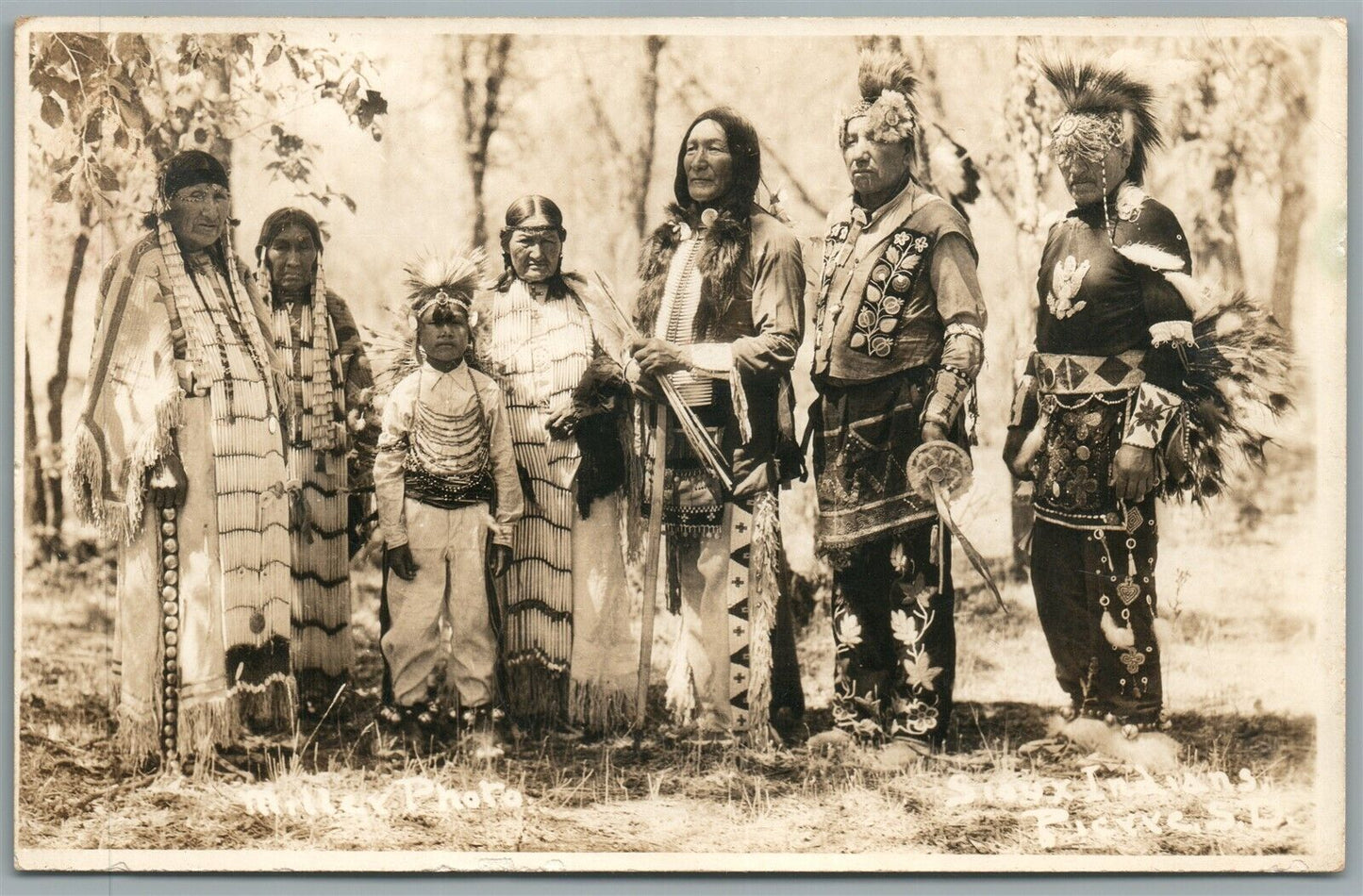 NATIVE AMERICAN SIOUX INDIANS SOUTH DAKOTA VINTAGE REAL PHOTO POSTCARD RPPC