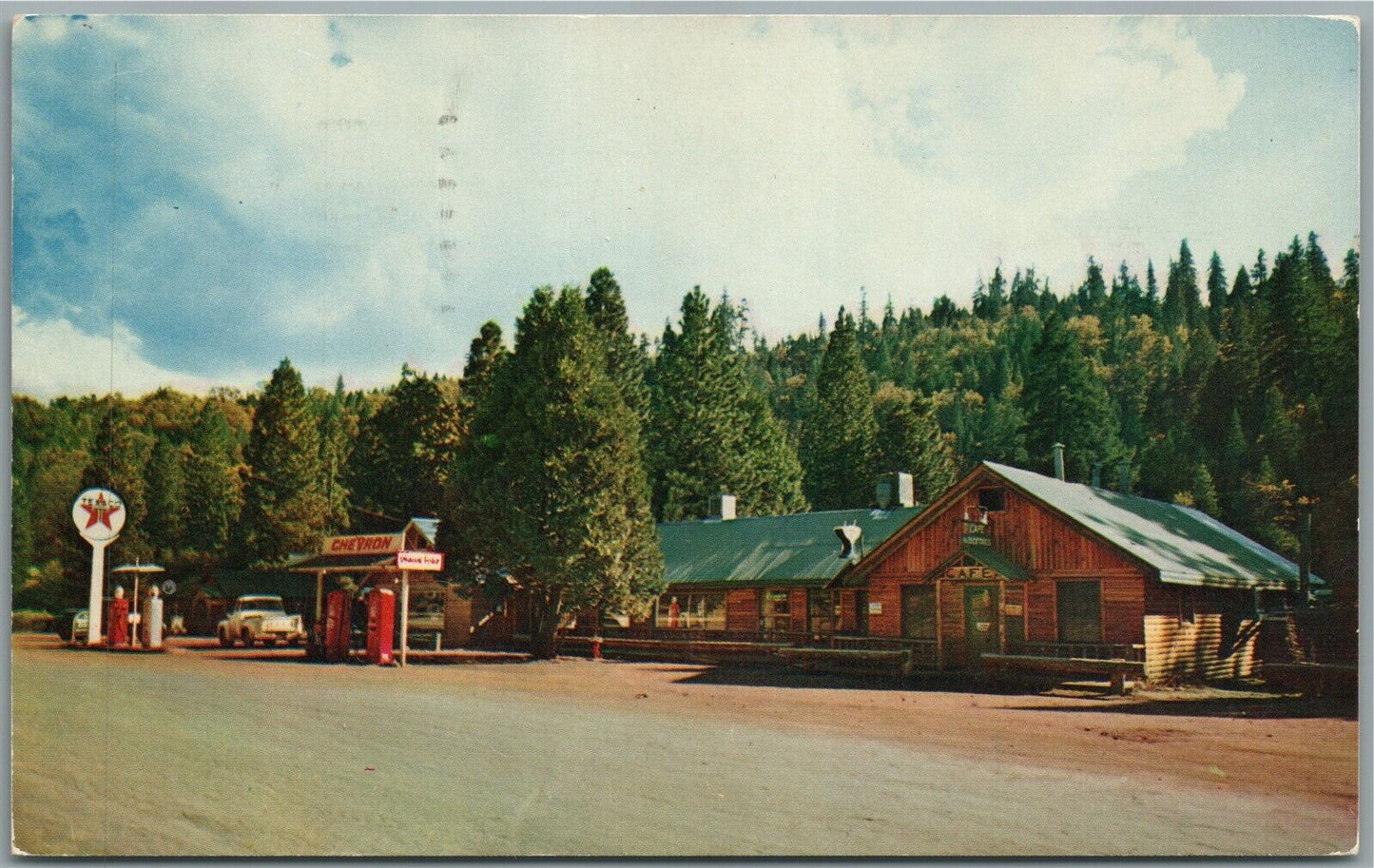 YOSEMITE CA HARDIN FLAT LODGE TEXACO GAS STATION 1961 VINTAGE POSTCARD