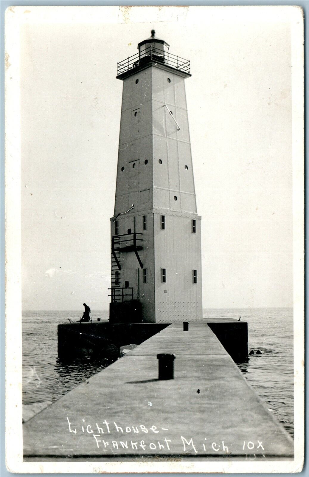 FRANKFORT MI LIGHT HOUSE VINTAGE REAL PHOTO POSTCARD RPPC