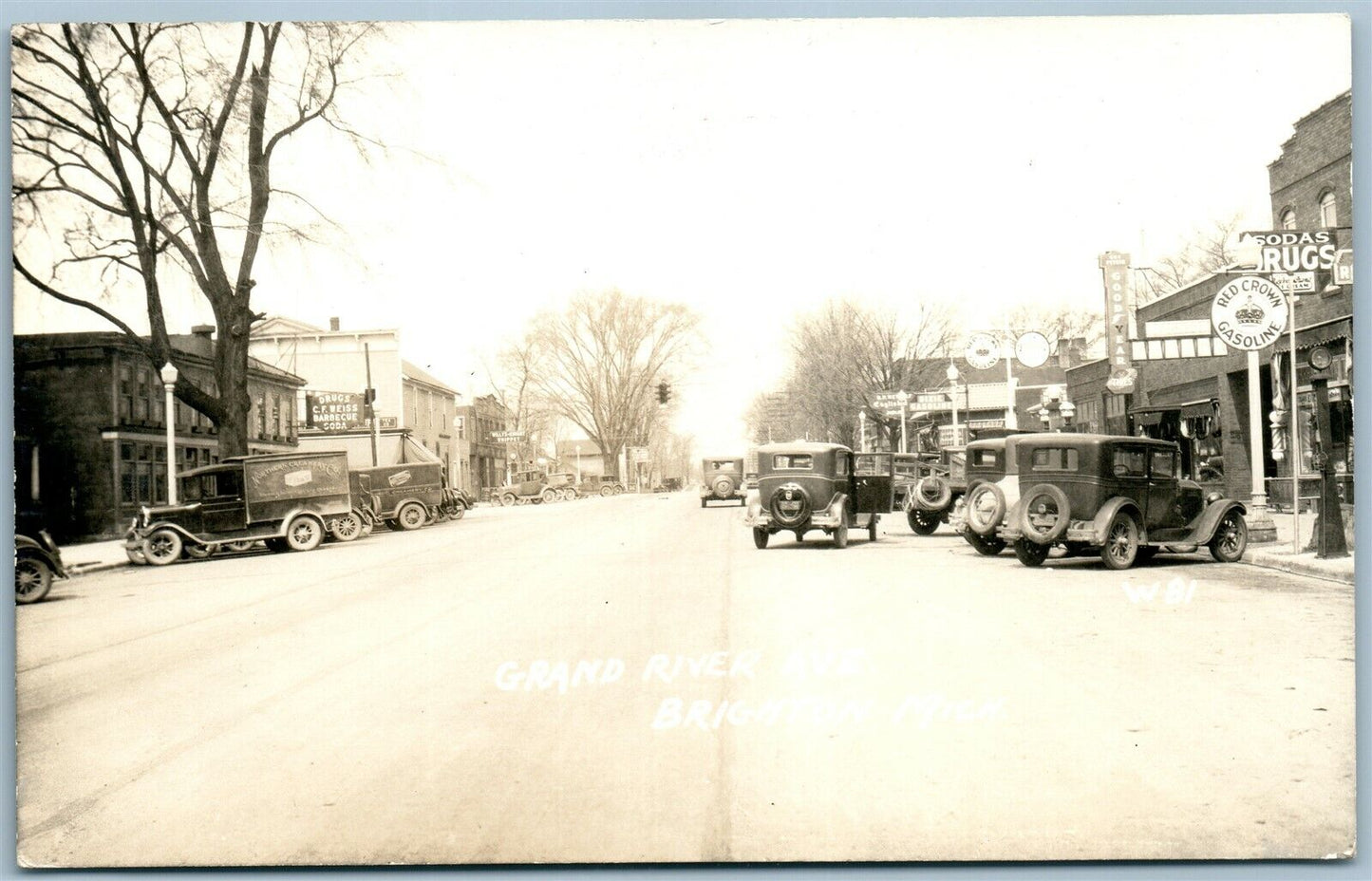 BRIGHTON MI GRAND RIVER AVE. GAS STATION ANTIQUE REAL PHOTO POSTCARD RPPC