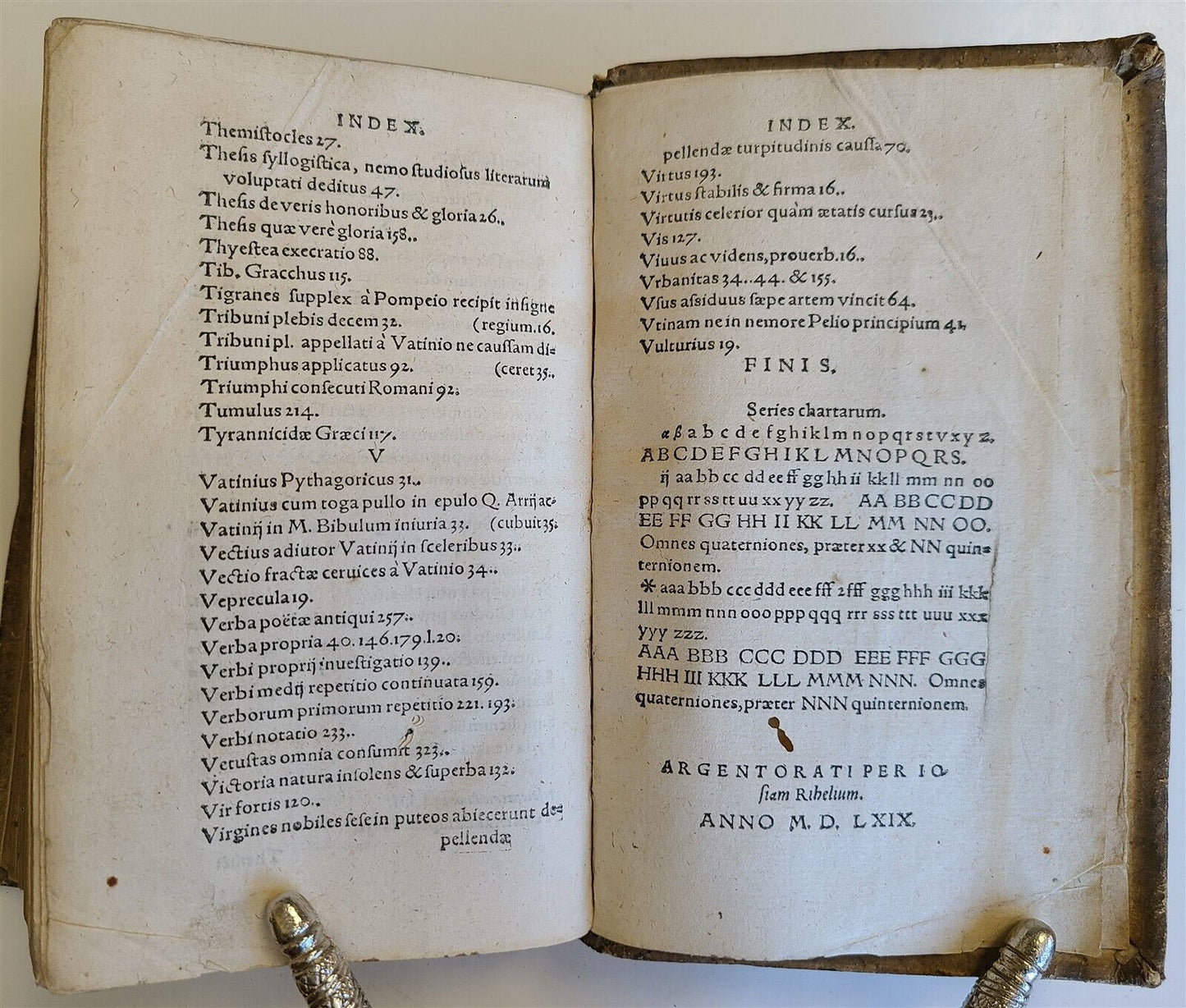 1569 CICERO SPEECHES in LATIN antique HAND TOOLED PIGSKIN BOUND 16th CENTURY