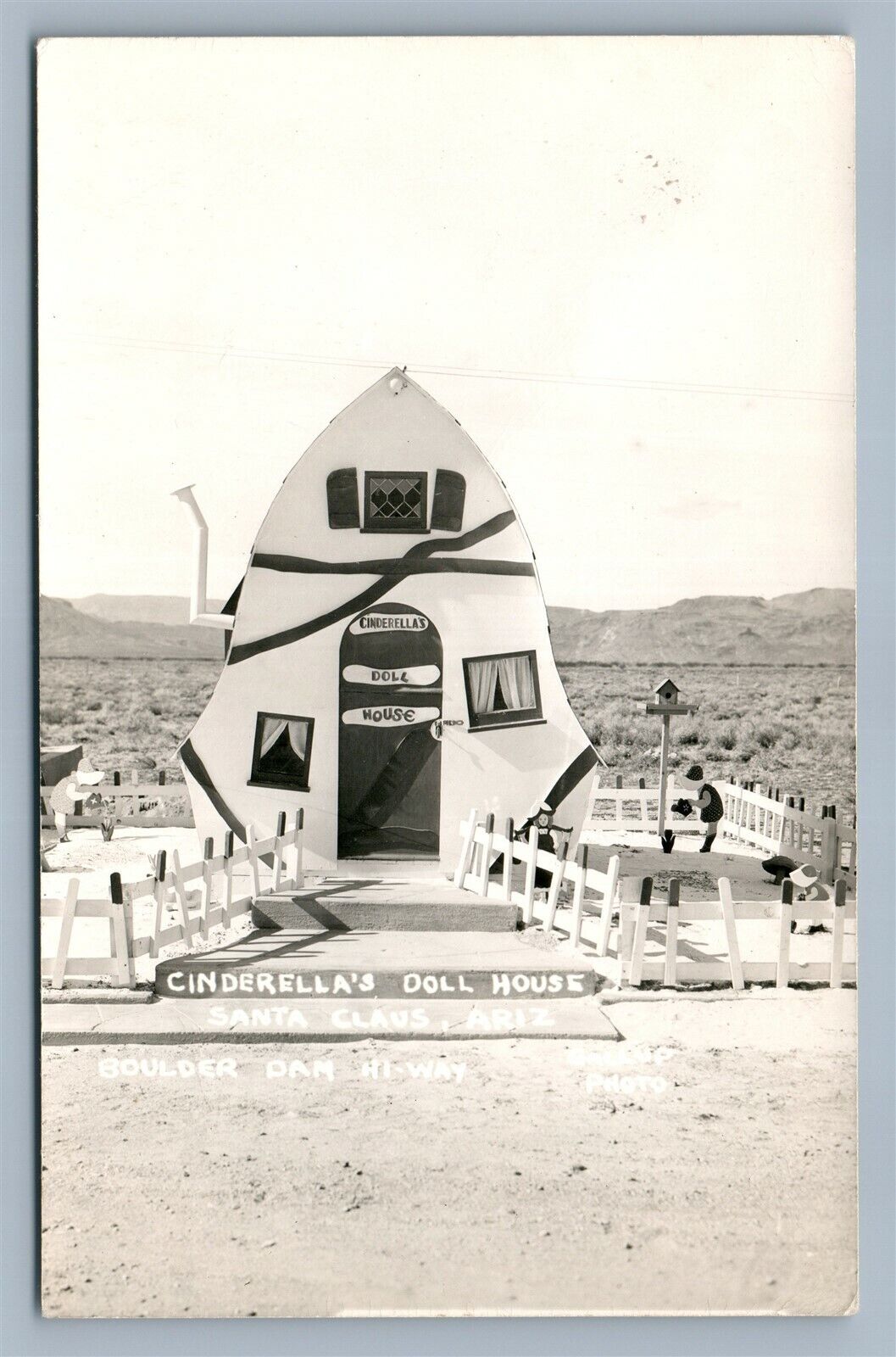 SANTA CLAUS AZ CINDERELLA'S DOLL HOUSE VINTAGE REAL PHOTO POSTCARD RPPC