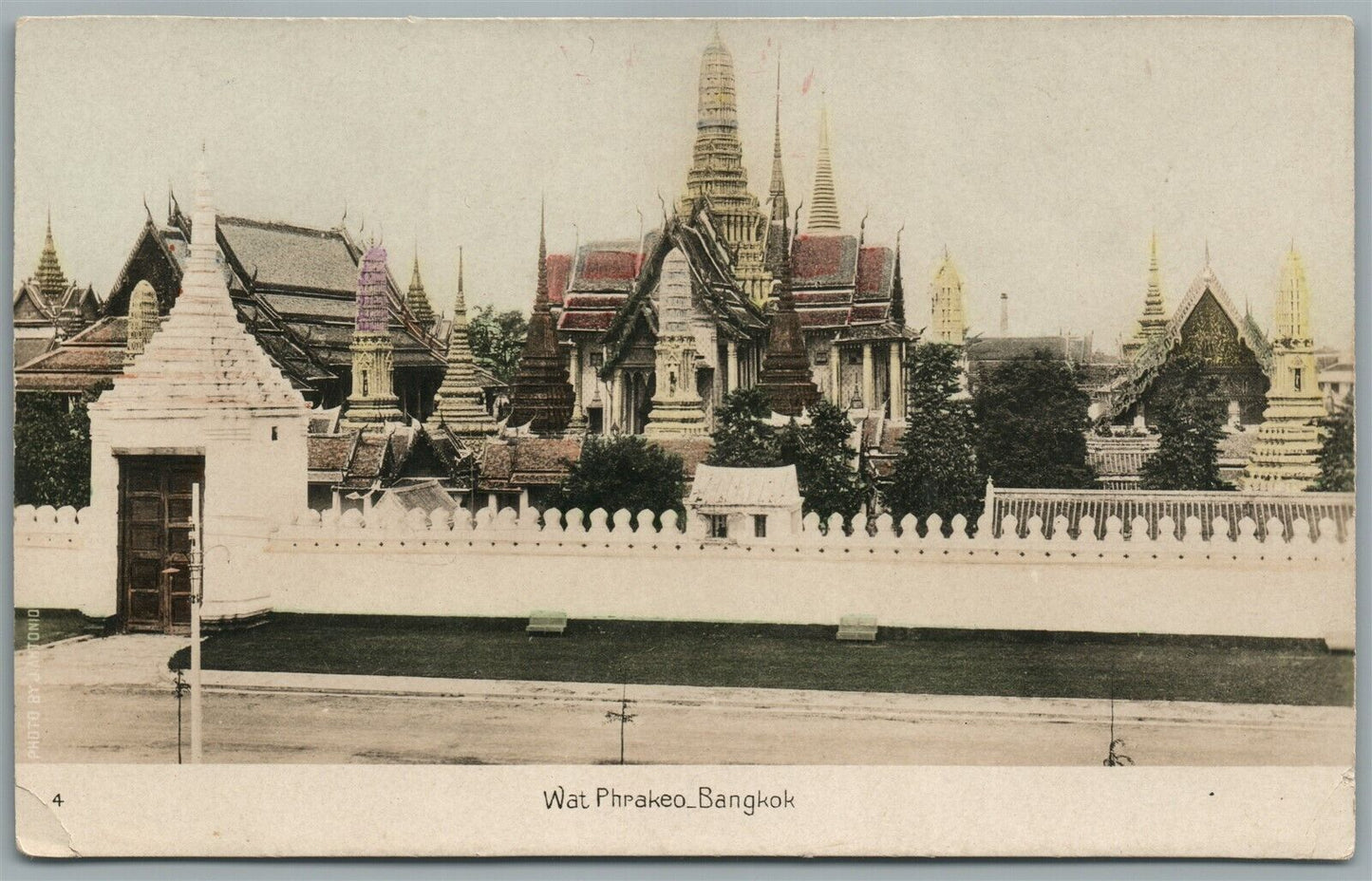 THAILAND SIAM BANGKOK WAT PHRA KAEO ANTIQUE POSTCARD Temple of Emerald Buddha