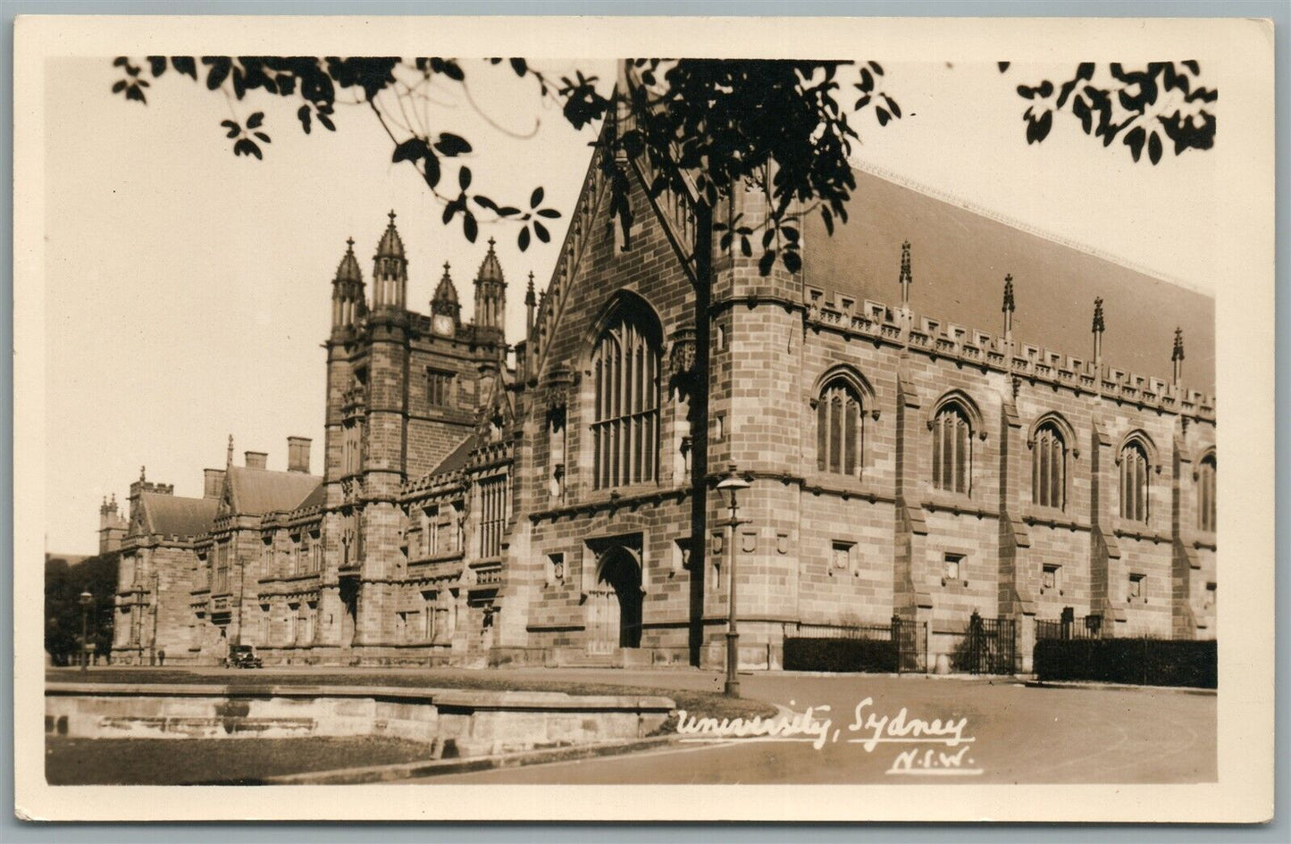 AUSTRALIA SYDNEY UNIVERSITY VINTAGE REAL PHOTO POSTCARD RPPC