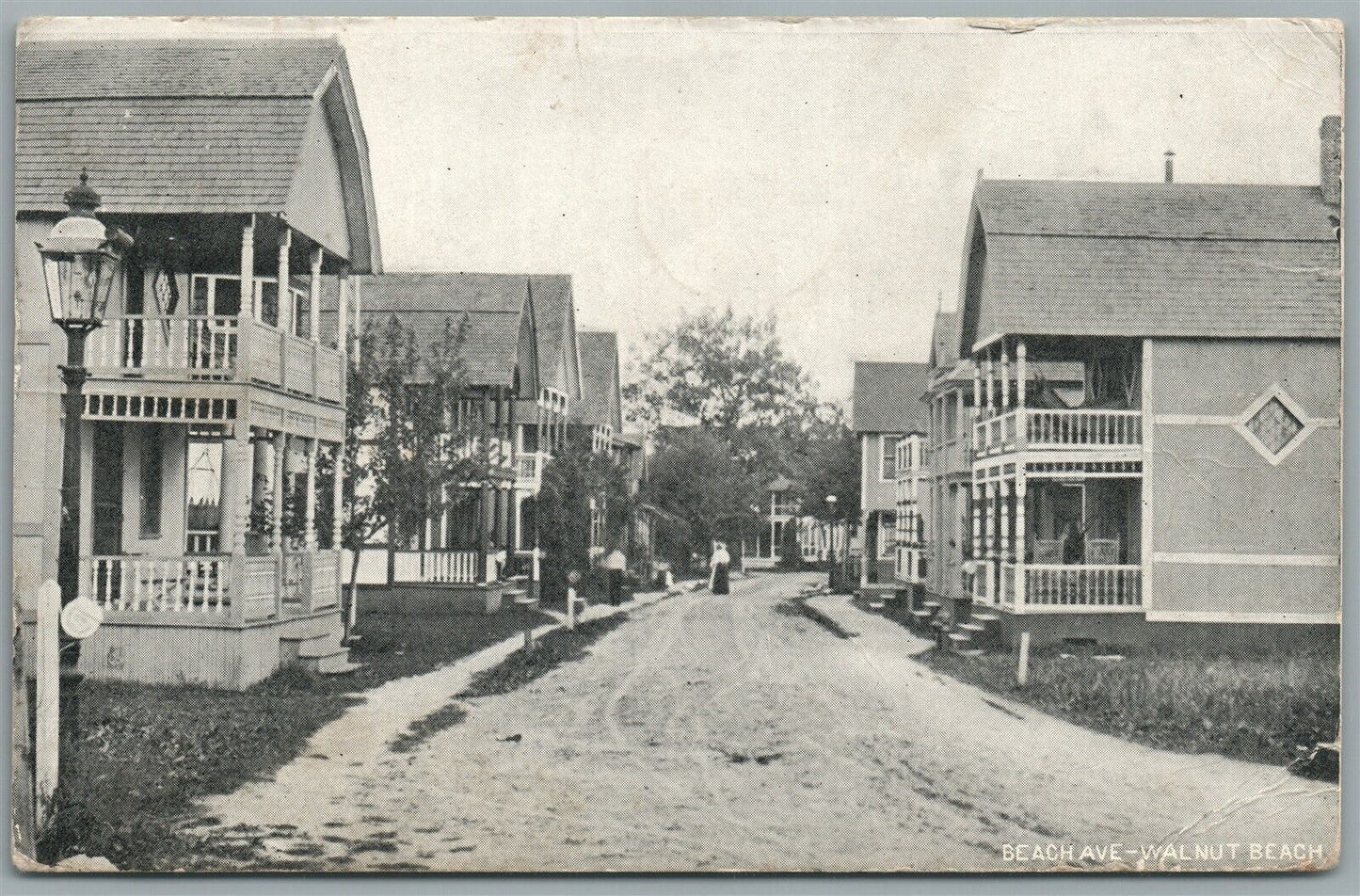 WALNUT BEACH CT BEACH AVE. ANTIQUE POSTCARD