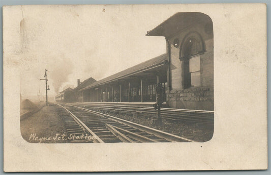 PHILADELPHIA PA WAYNE JUNCTION RAILROAD STATION ANTIQUE REAL PHOTO POSTCARD RPPC