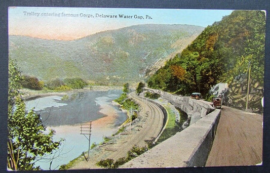 TROLLEY AT DELAWARE WATER GAP PA RAILWAY railroad train ANTIQUE POSTCARD