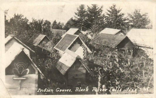 AMERICAN NDIAN GRAVES BLACK RIVER FALLS WIS ANTIQUE REAL PHOTO POSTCARD RPPC