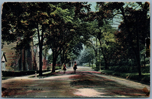 TARRYTOWN NY BROADWAY ANTIQUE POSTCARD