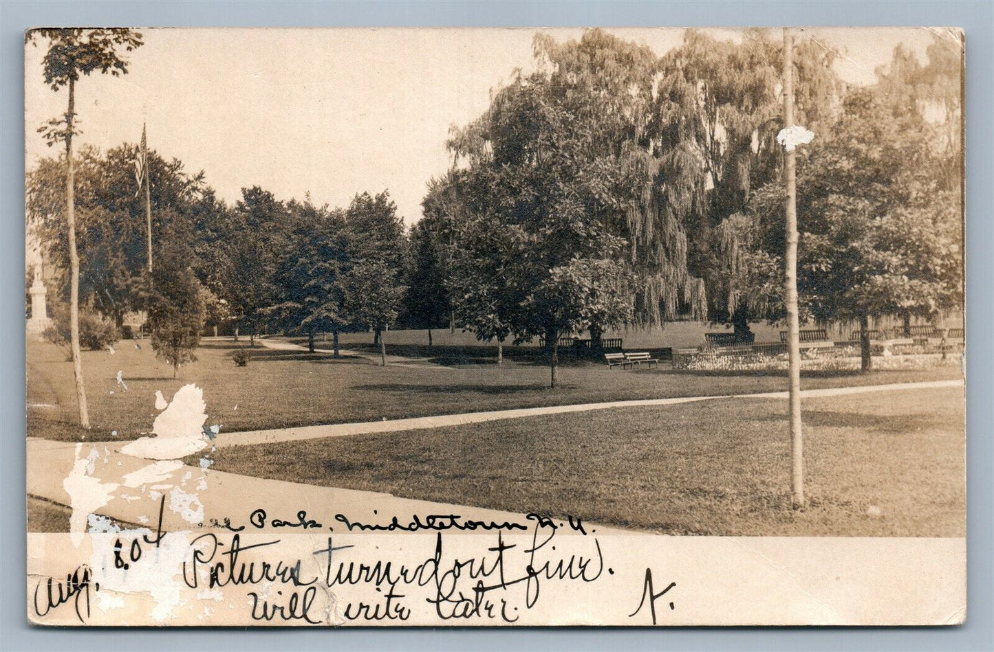 MIDDLETOWN NY PARK ANTIQUE REAL PHOTO POSTCARD RPPC