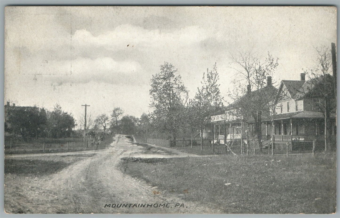 MOUNTAINHOME PA ANTIQUE POSTCARD