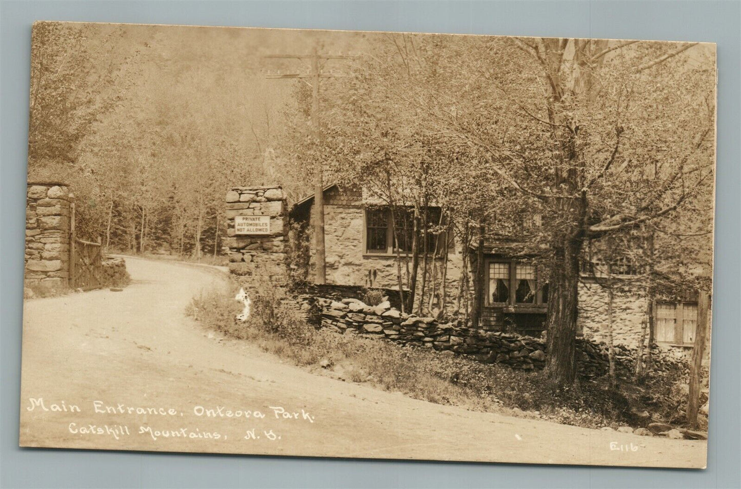 CATSKILL MTS NY ONEORA PARK MAIN ENTRANCE ANTIQUE REAL PHOTO POSTCARD RPPC