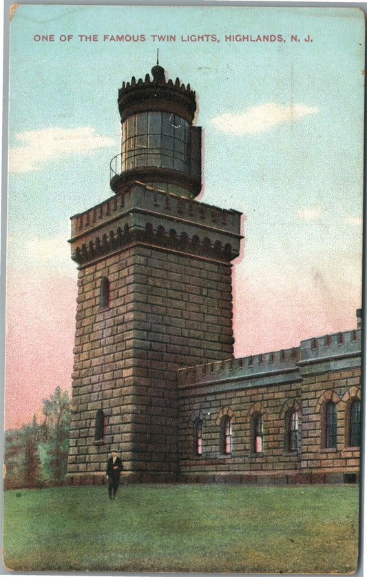 HIGHLANDS NJ ONE OF THE FAMOUS TWIN LIGHTS ANTIQUE POSTCARD