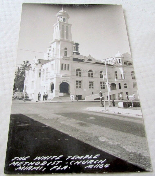 RPPC VINTAGE REAL PHOTO POSTCARD - WHITE TEMPLE METHODIST CHURCH MIAMI FLORIDA