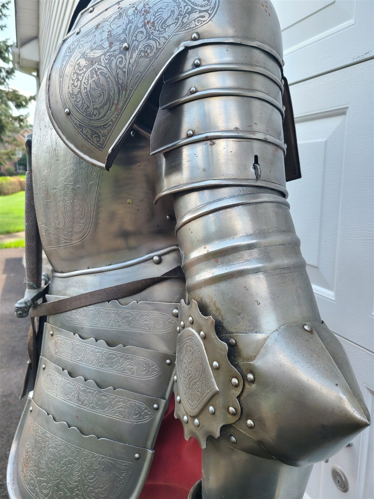 MEDIEVAL KNIGHT SUIT OF ARMOR REPLICA vintage