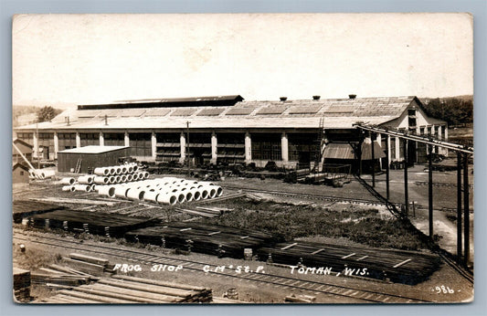 TOMAN WI FROG SHOP VINTAGE REAL PHOTO POSTCARD RPPC