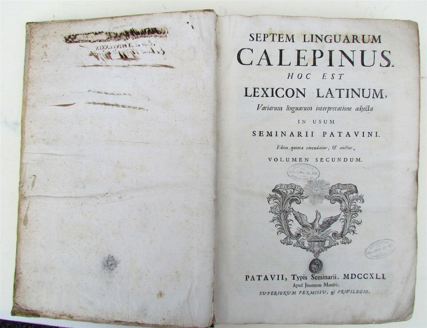 1741 2 vol VELLUM BOUND FOLIO LEXICON LATINUM SEPTEM LINGUARUM CALEPINUS antique