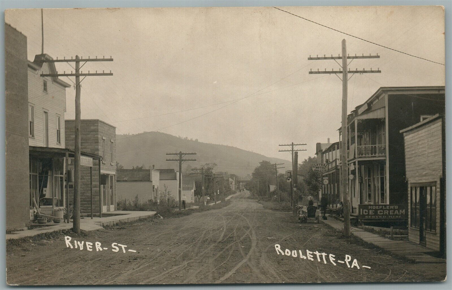 ROULETTE PA RIVER STREET ANTIQUE REAL PHOTO POSTCARD RPPC