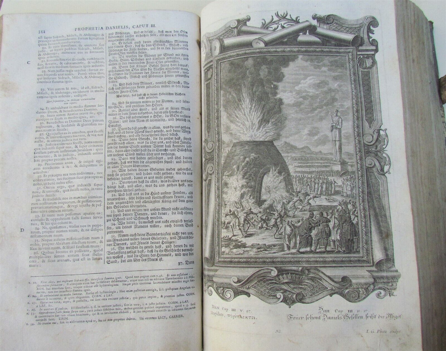 1751 PIGSKIN BINDING BIBLE BIBLIA SACRA FOLIO 9.5 x 15" antique ILLUSTRATED