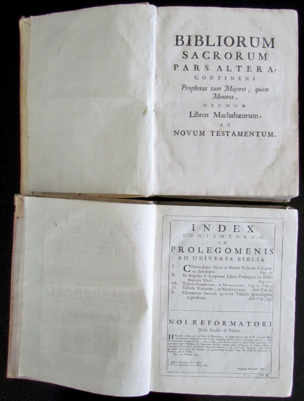 1730 BIBLIA in LATIN VELLUM BOUND 2 VOLUMES PRINTED IN VENICE ANTIQUE HOLY BIBLE