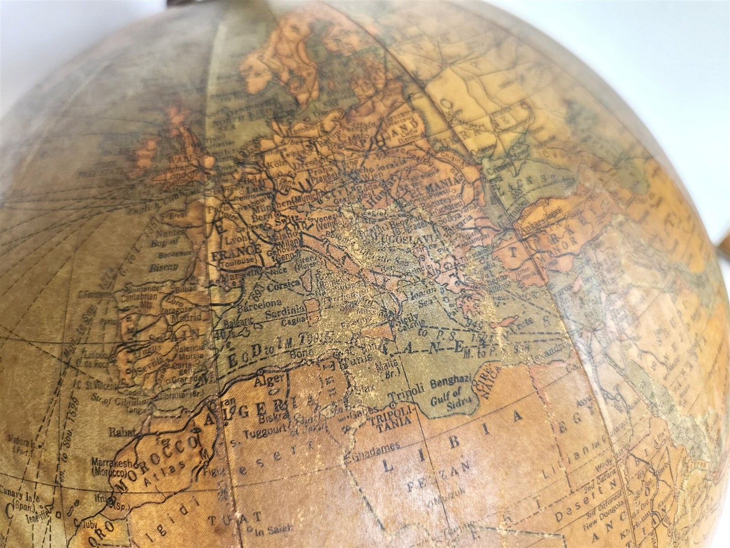 1930s TERRESTRIAL GLOBE by C.S. Hammond New York antique 12 inches diameter