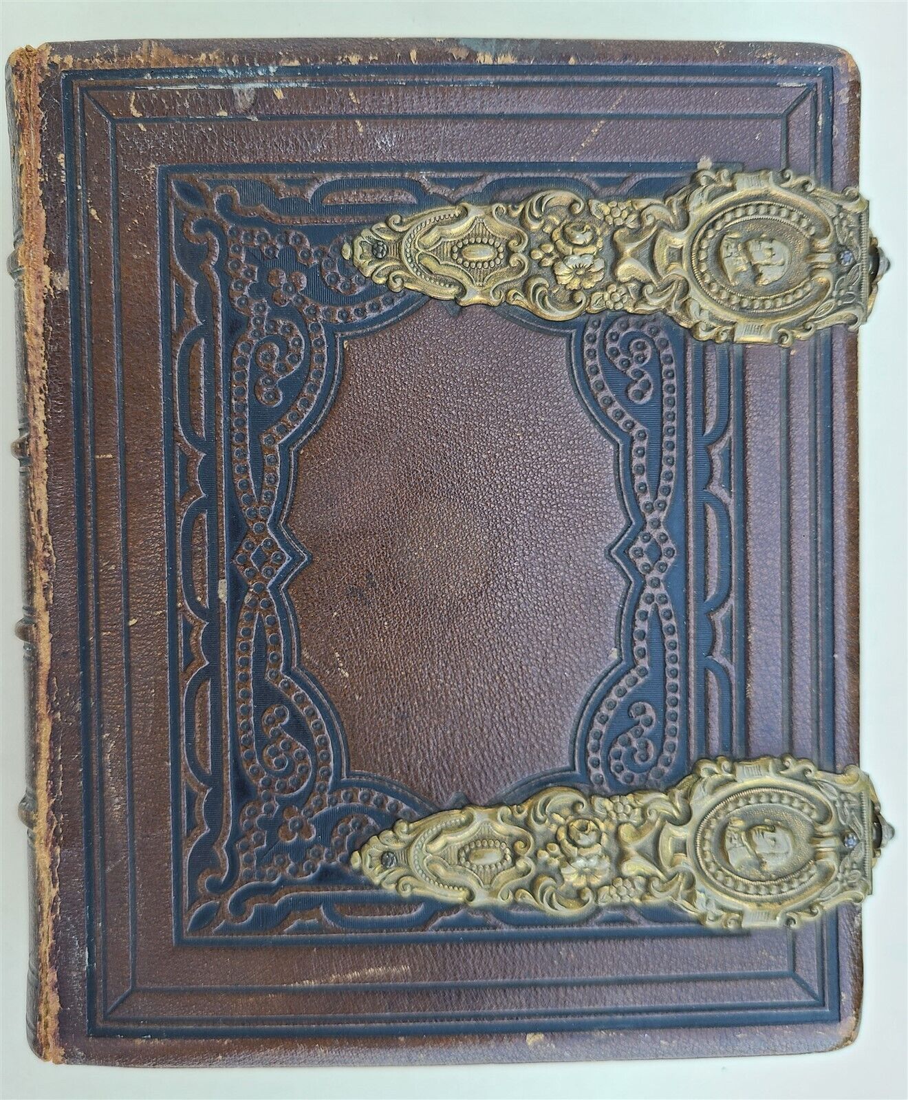 19th century AMERICAN PHOTO ALBUM w/ WASHINGTON PORTRAIT CLASPS antique RARE