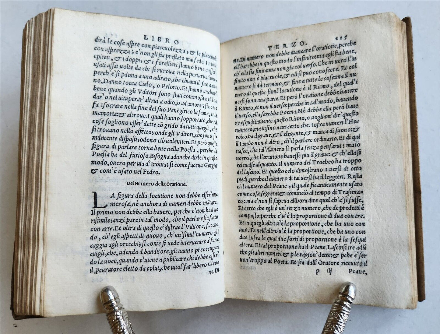1551 ARISTOTLE antique VELLUM BOUND RETTORICA et POETICA D'ARISTOTILE