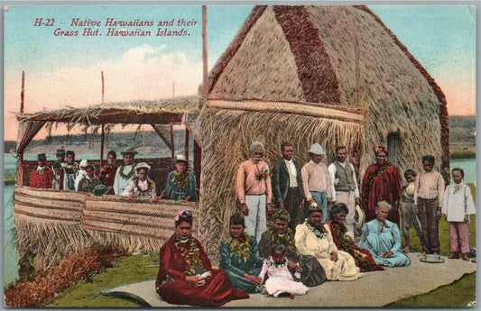 HAWAIIAN ISLANDS HI NATIVE HAWAIIANS & THEIR GRASS HUT ANTIQUE POSTCARD