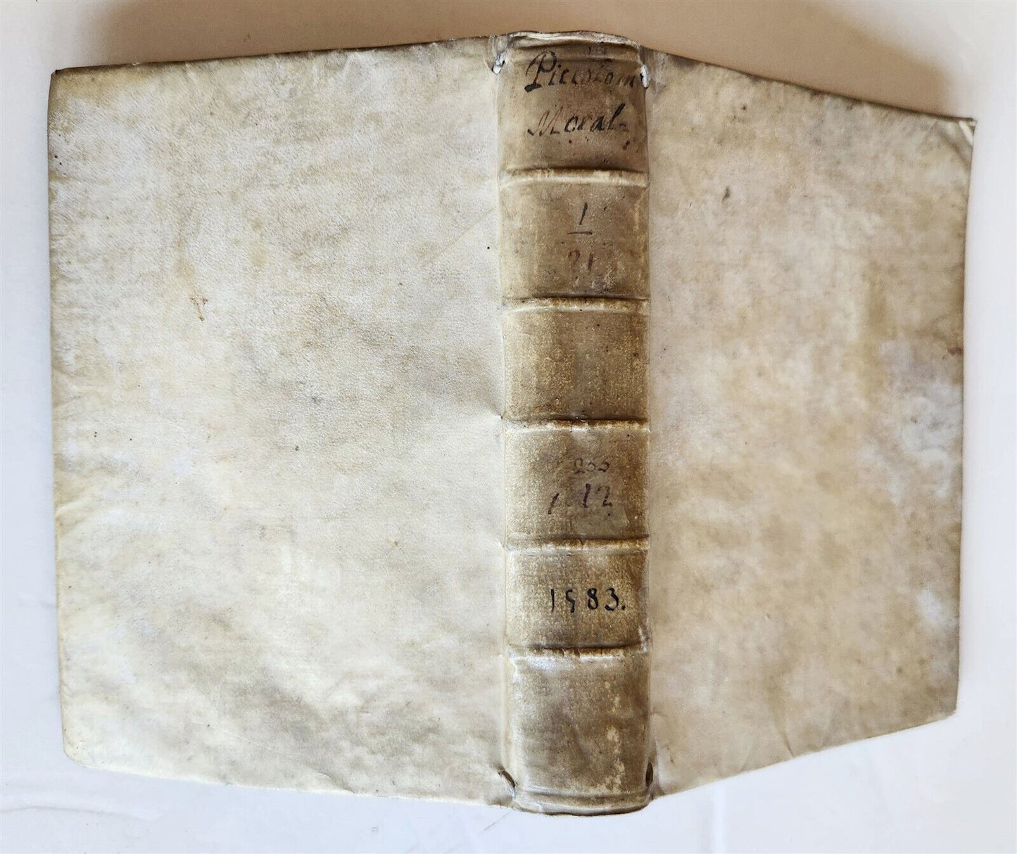 1583 DELLA INSTITUTION MORALE di M.ALESSANDRO PICCOLOMINI antique VELLUM BINDING