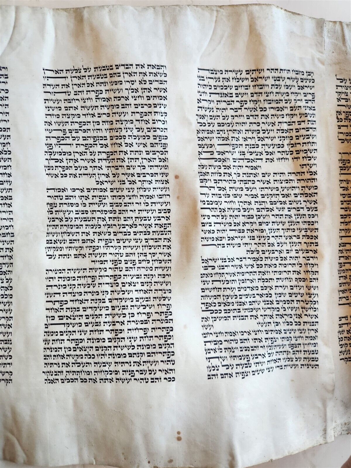 TORAH SCROLL FRAGMENT MANUSCRIPT on VELLUM antique BIBLE EXODUS 21:28-34:35