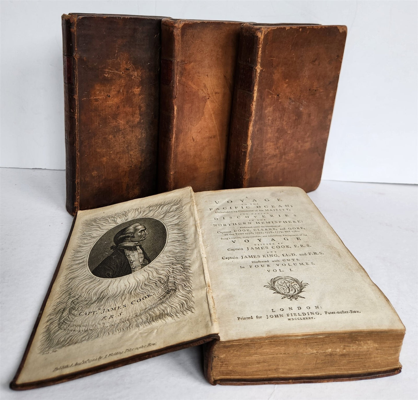 1784 TRAVELS of CAPTAIN JAMES COOK 4 VOLUMES ILLUSTRATED SET antique in ENGLISH