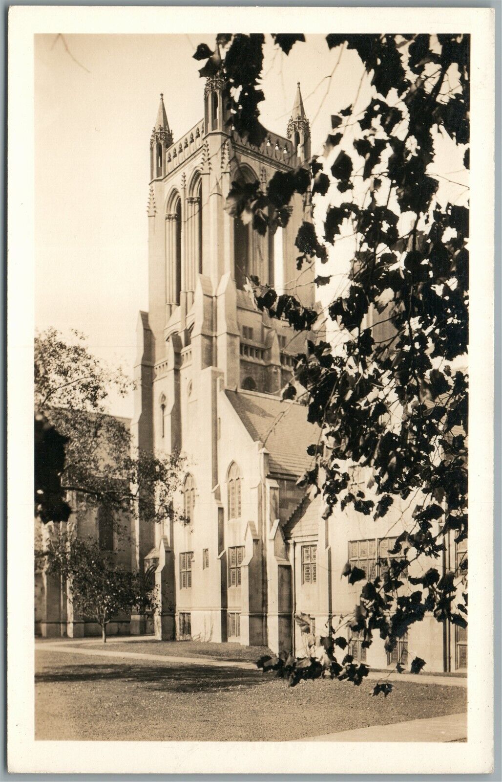 CLEVELAND OH CHURCH OF THE COVENANT VINTAGE REAL PHOTO POSTCARD RPPC