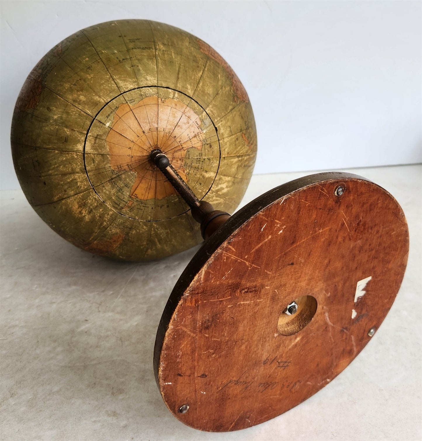 1930s TERRESTRIAL GLOBE by C.S. Hammond New York antique 12 inches diameter